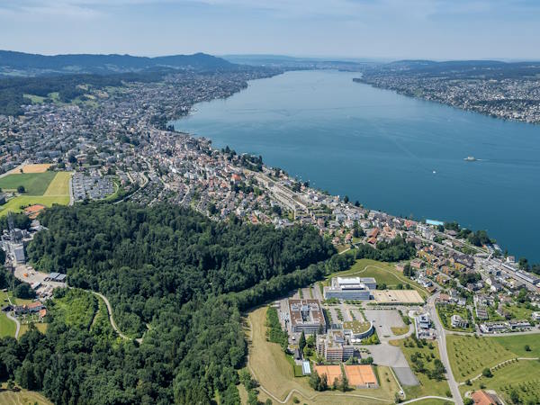 Bachtobelstrasse_5_Horgen_Web_geschn